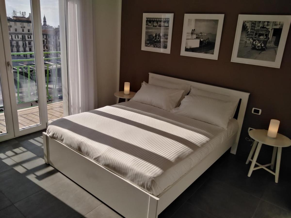 Delia & Gallery Napoli
